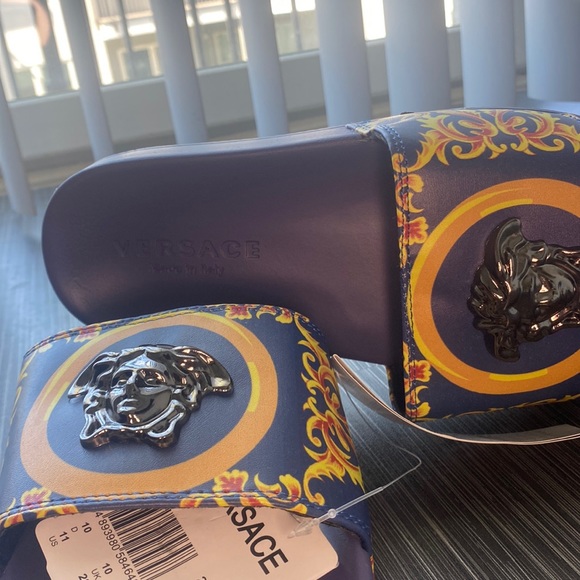Mens Medusa Slides